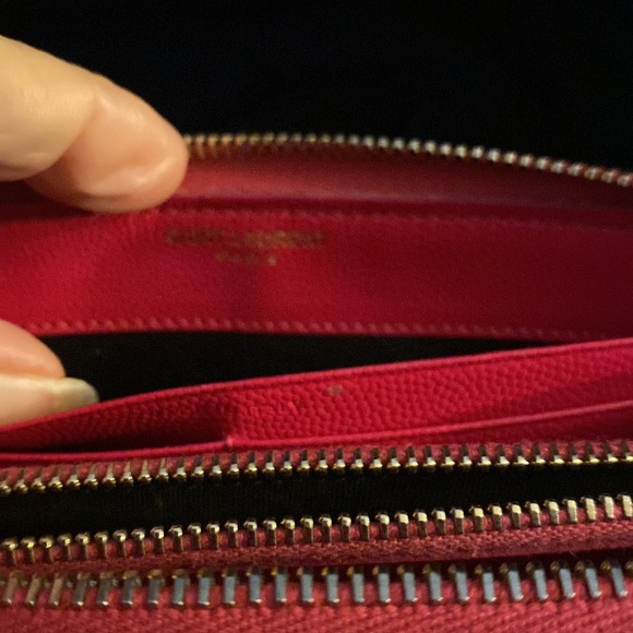 Yves Saint Laurent (YSL) Matelasse Grain de Poudre Leather Zip Wallet - Picture 10 of 14